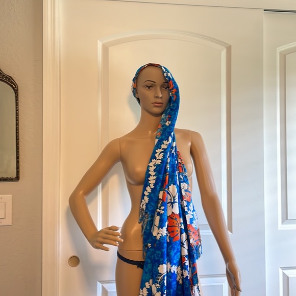 In Gear Sarong Wrap Bathing Suit Cover Up Shawl Skirt Dress One Size 3.6 x 5 - Picture 8 of 10